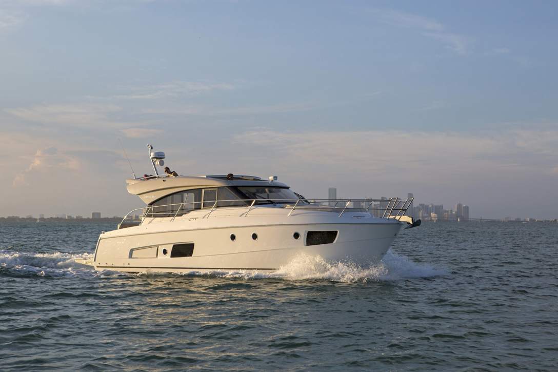 Bavaria VIRTESS 420 Coupe_Exterior - 26.jpg