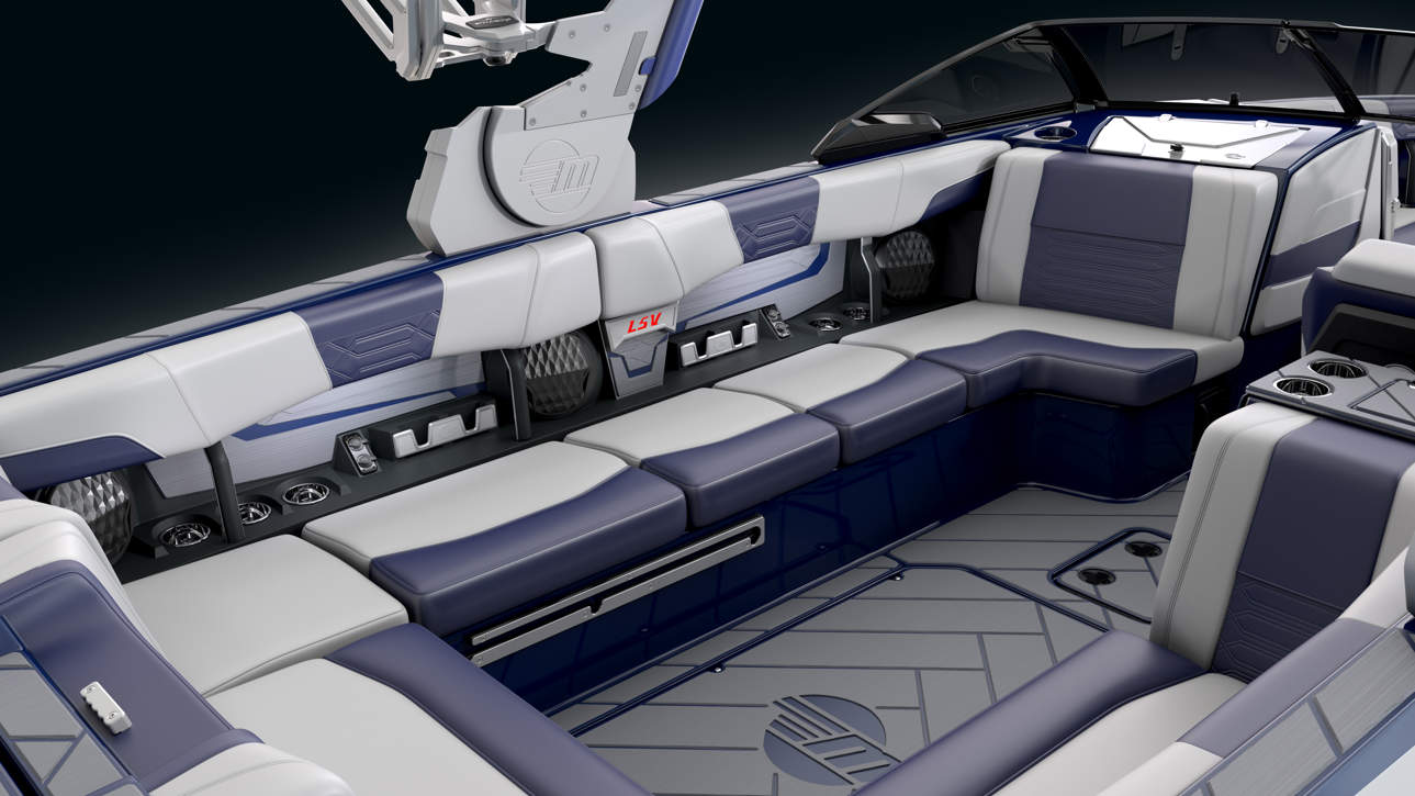 25LSV Interior Storage