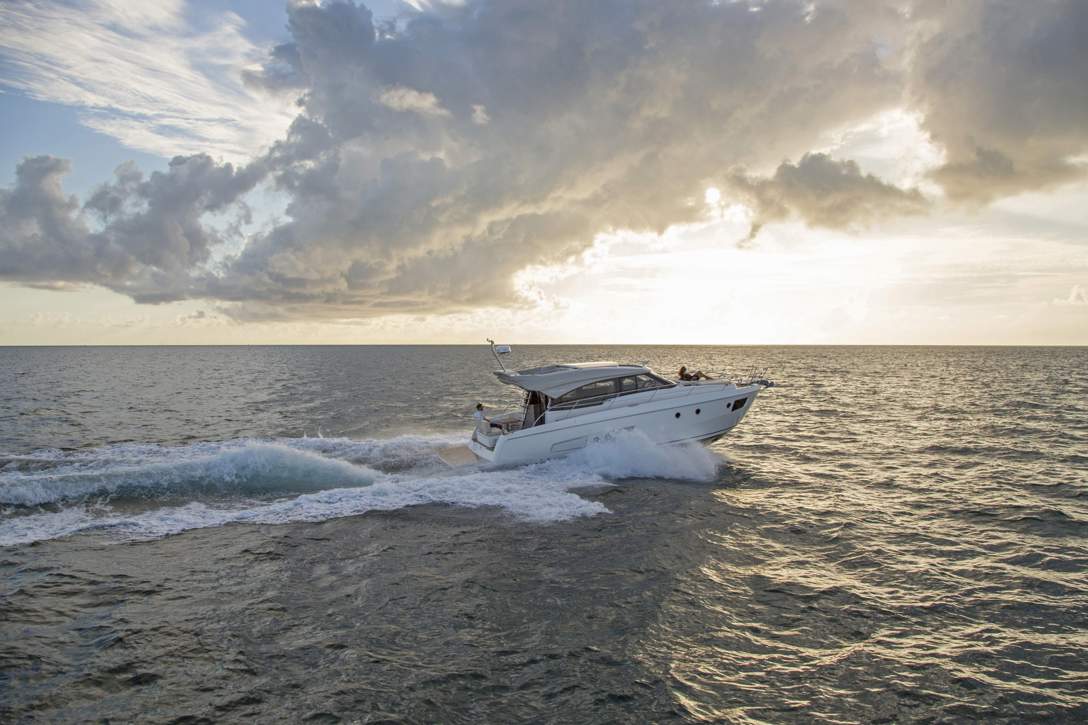 Bavaria VIRTESS 420 Coupe_Exterior - 31.jpg