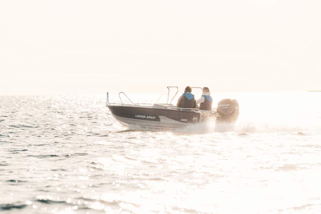 Linder Arkip 460 Exterior - 1.jpg