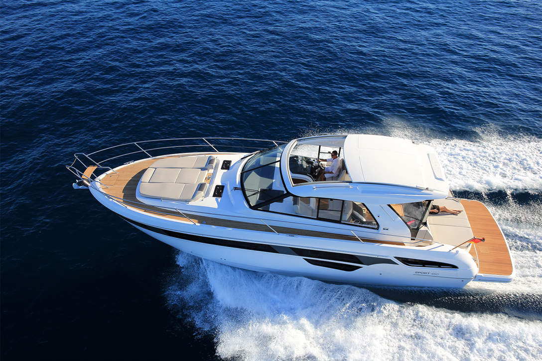 Bavaria SPORT 450 Coupe_Exterior - 12.jpg