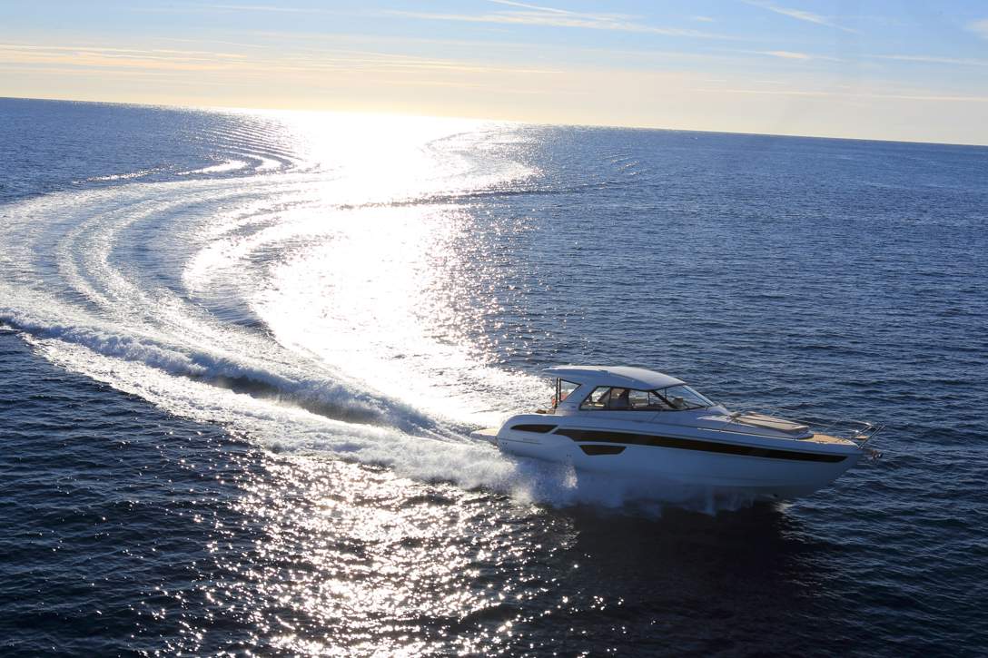 Bavaria SPORT 450 Coupe_Exterior - 11.jpg