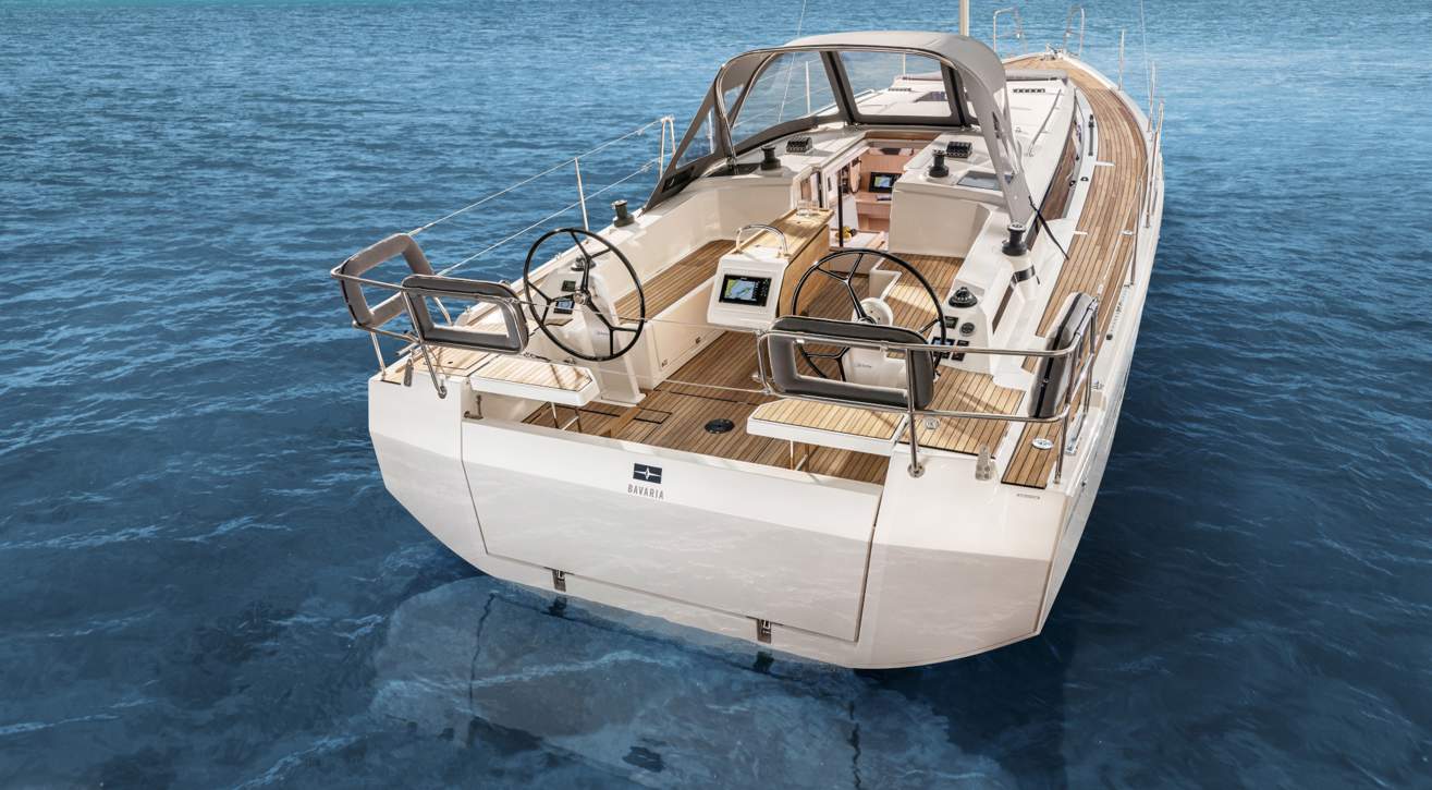 Bavaria C38 Exterior - 2.jpg