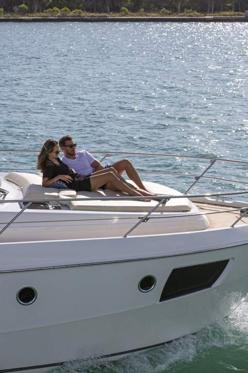 Bavaria VIRTESS 420 Coupe_Exterior - 1.jpg