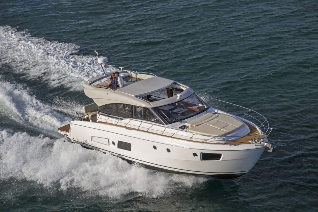 Bavaria VIRTESS 420 Coupe_Exterior - 40.jpg