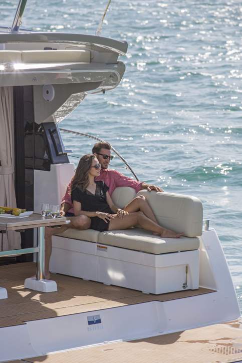 Bavaria VIRTESS 420 Coupe_Exterior - 7.jpg