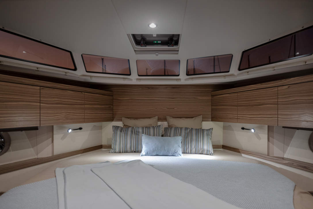 Copy Of Greenline40 Interior Mastercabin