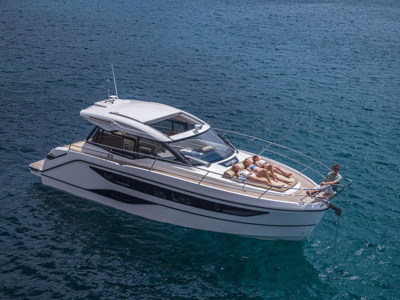 250305 Bavaria SR38 © Yachtshot T005