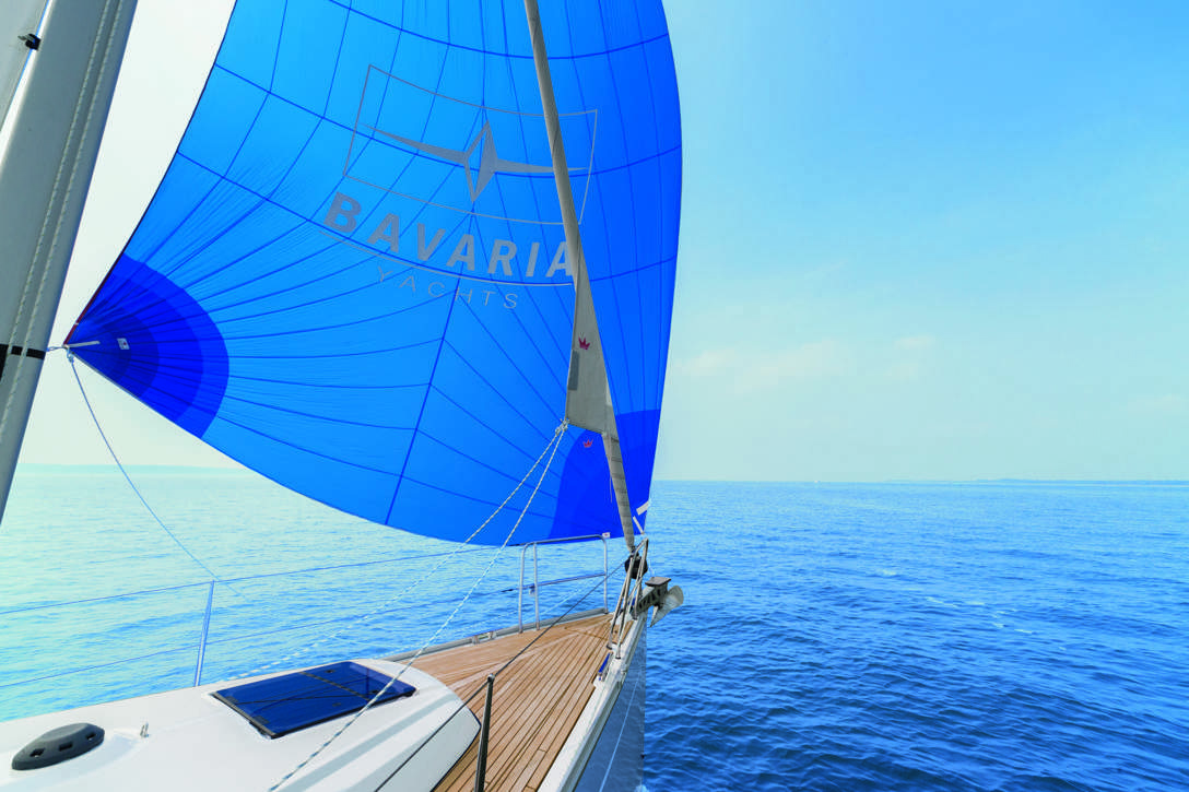 Bavaria C34_Exterior - 15.jpg