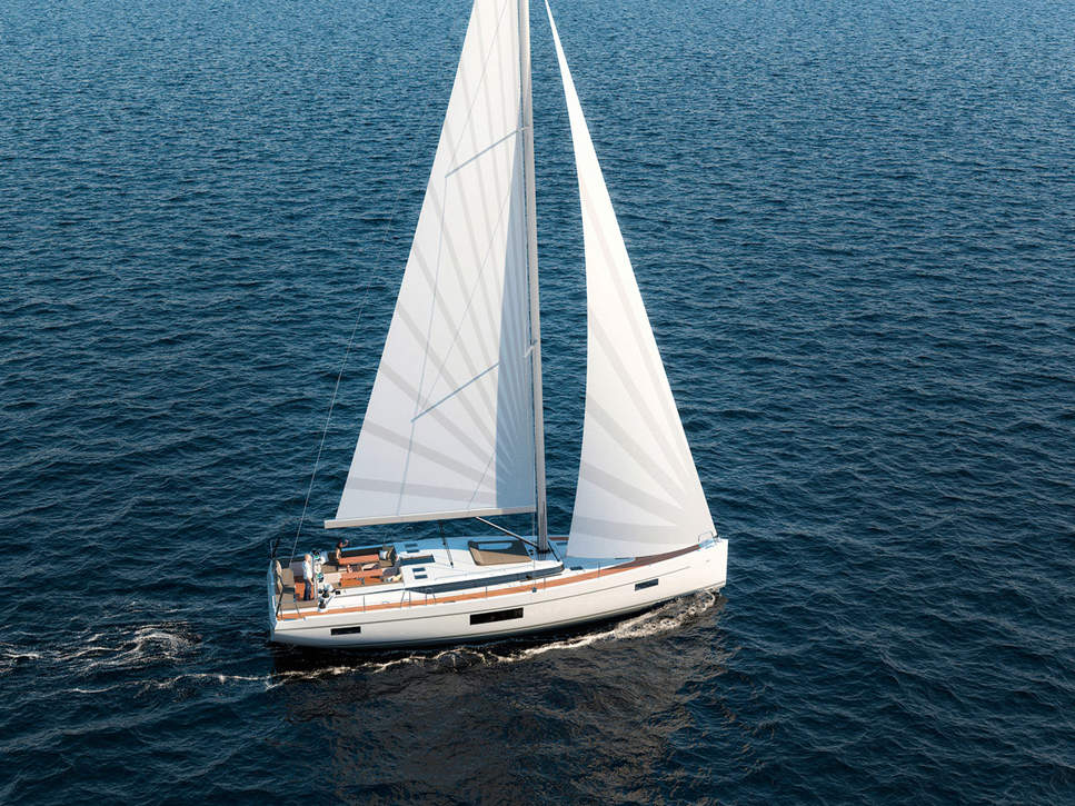 Bavaria C57_Exterior - 5.jpg