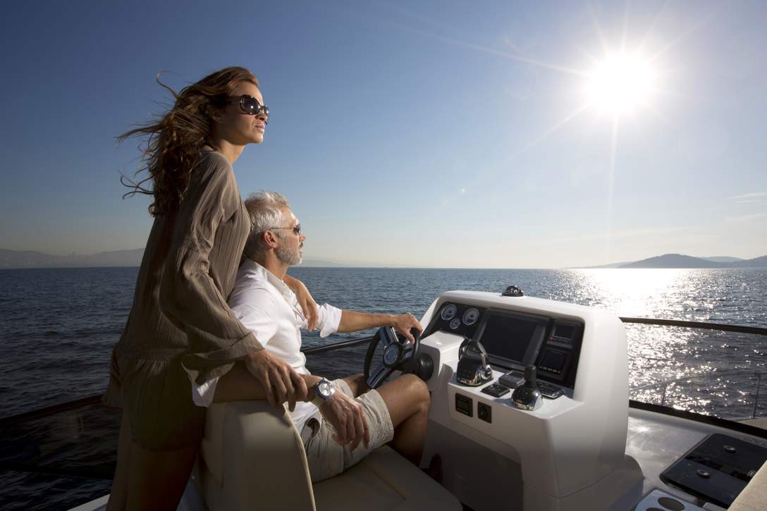 Bavaria VIRTESS 420 Fly_Exterior - 28.jpg