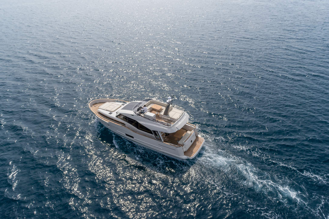 GL48FLY Ex Highres 7