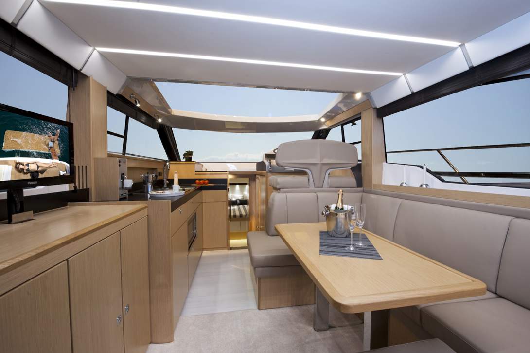 Bavaria VIRTESS 420 Coupe_Interior - 13.jpg