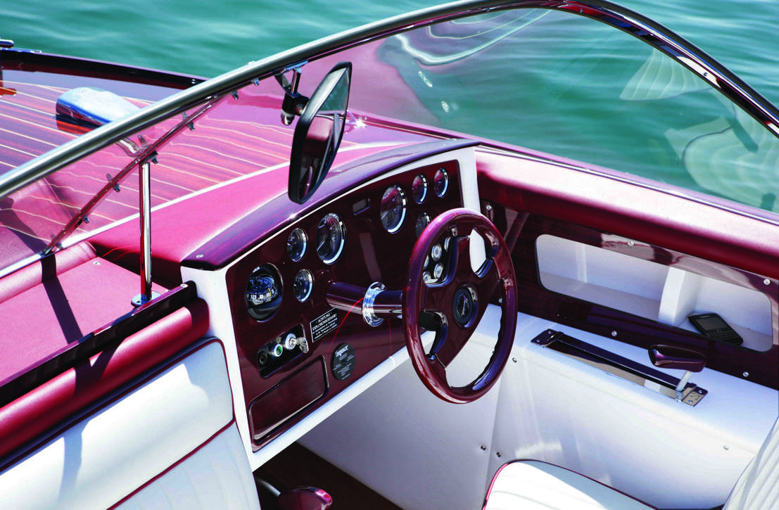 Boesch 710 Ascona De Luxe Interior - 1.jpg