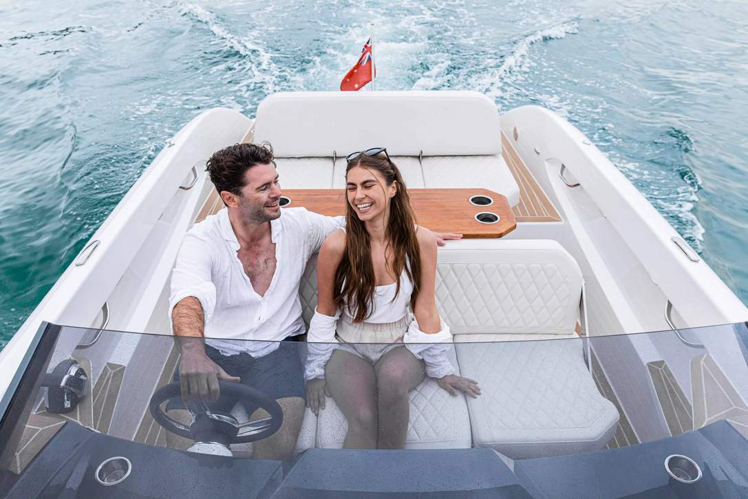 Spirit 25, Sidney Large18