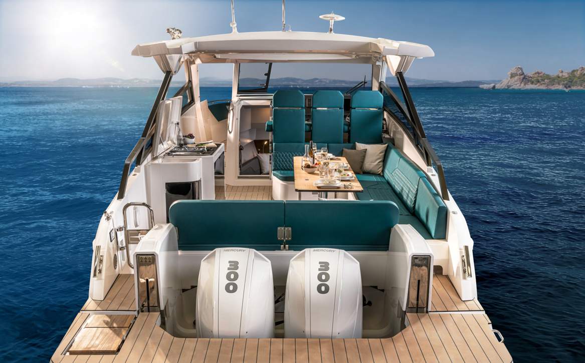 Bavaria VIDA 33 Interior - 1.jpg