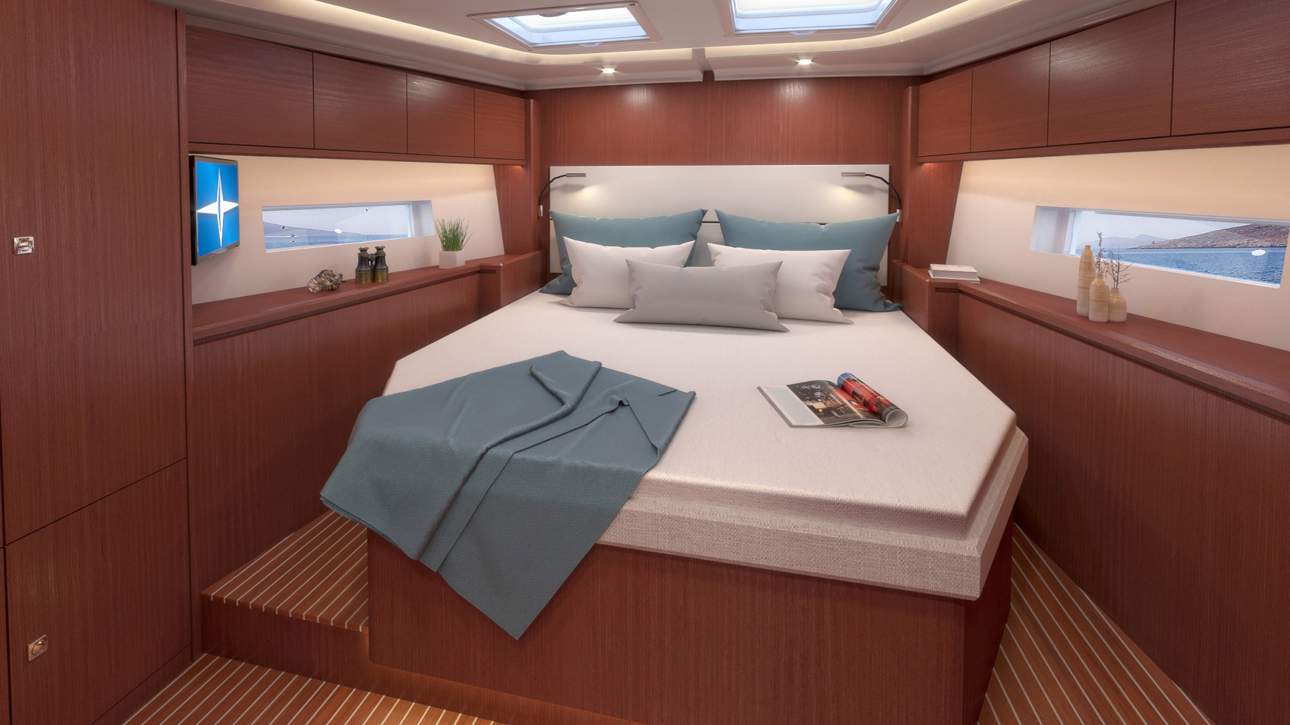 Bavaria C50 Interior Mahagoni - 4.jpg