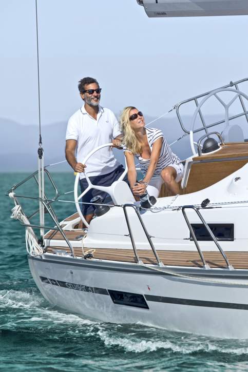 Bavaria C37_Exterior - 11.jpg