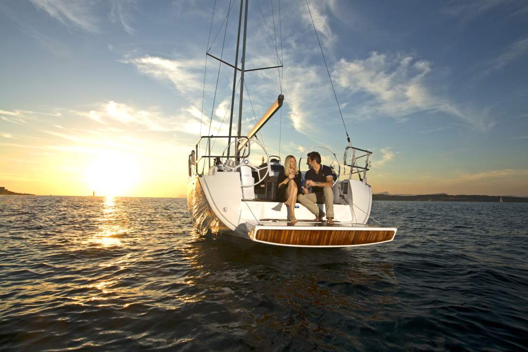 Bavaria C37_Exterior - 20.jpg