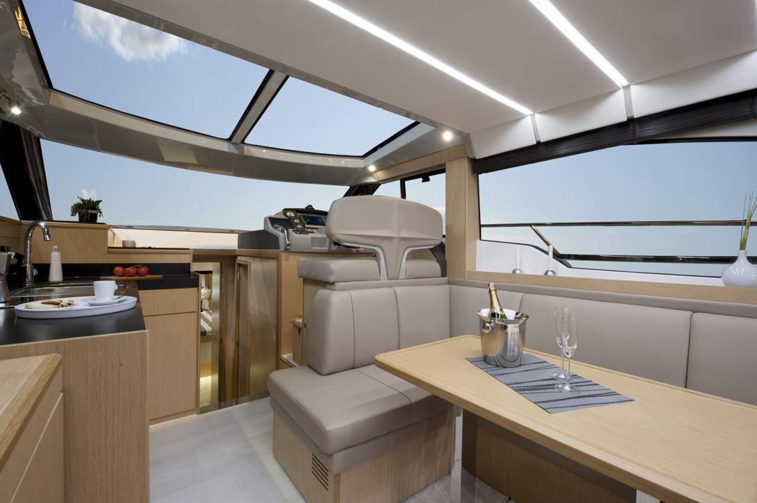 Bavaria VIRTESS 420 Coupe_Interior - 11.jpg