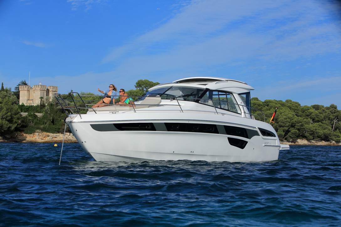 Bavaria SPORT 450 Coupe_Exterior - 1.JPG