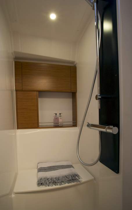 Bavaria SPORT 450 Coupe_Interior - 8.jpg