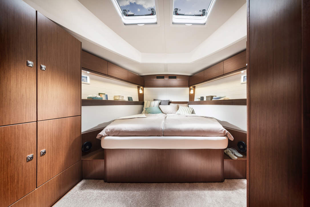 C46style Interior 31