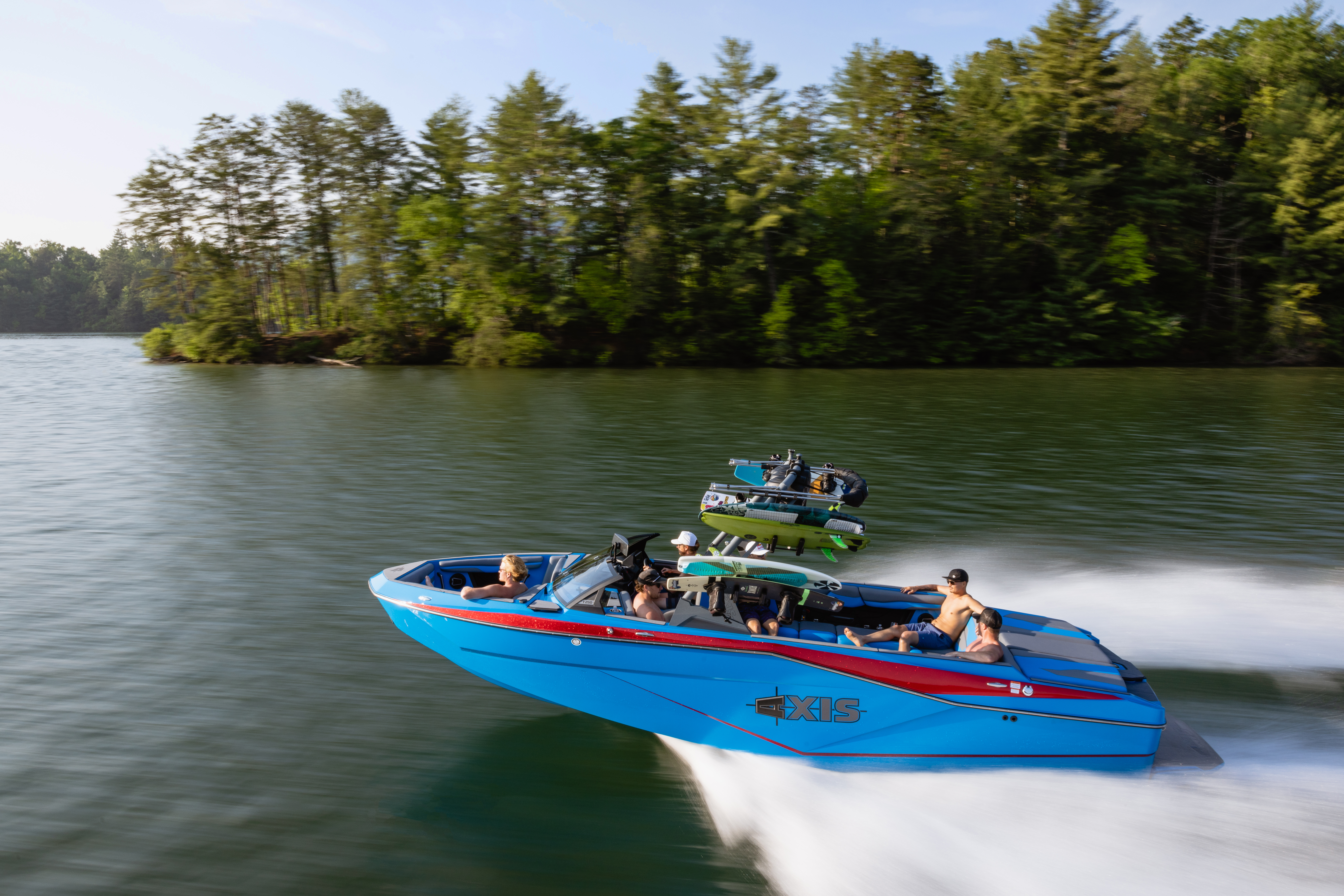 Axis Motorboot T250