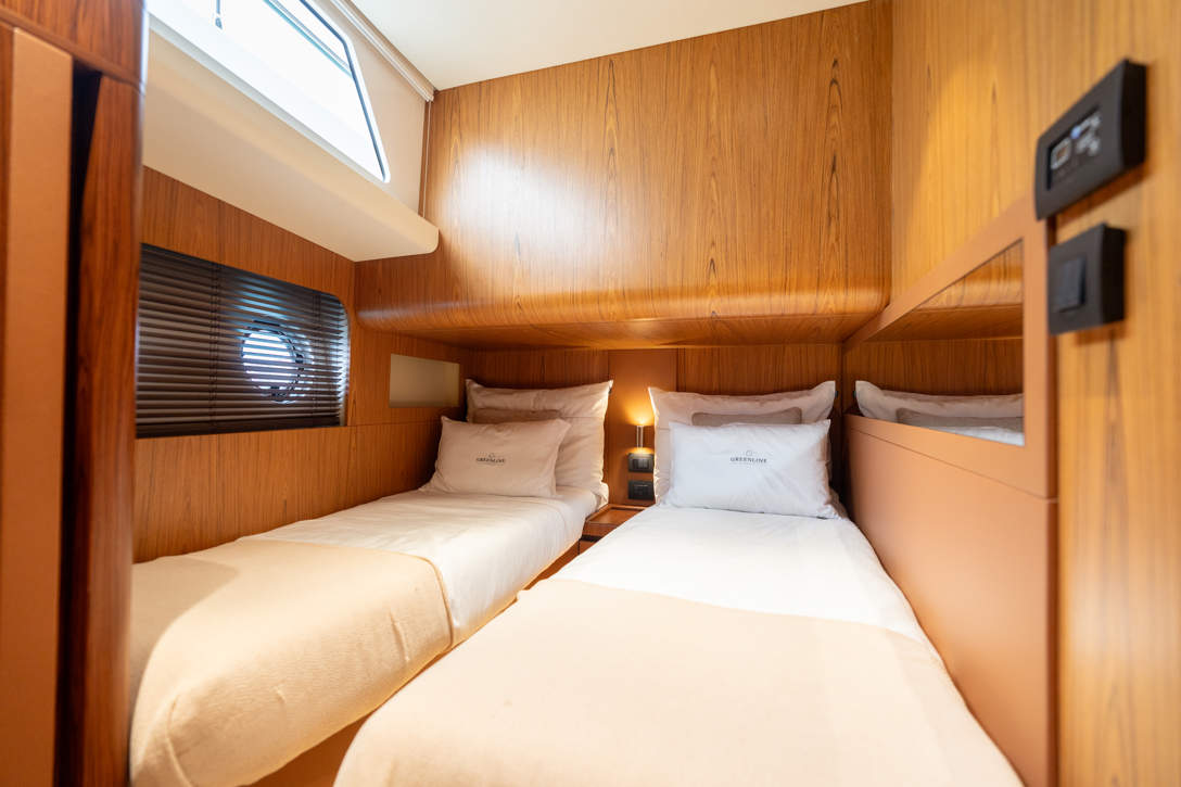 GL58 Guest Cabin