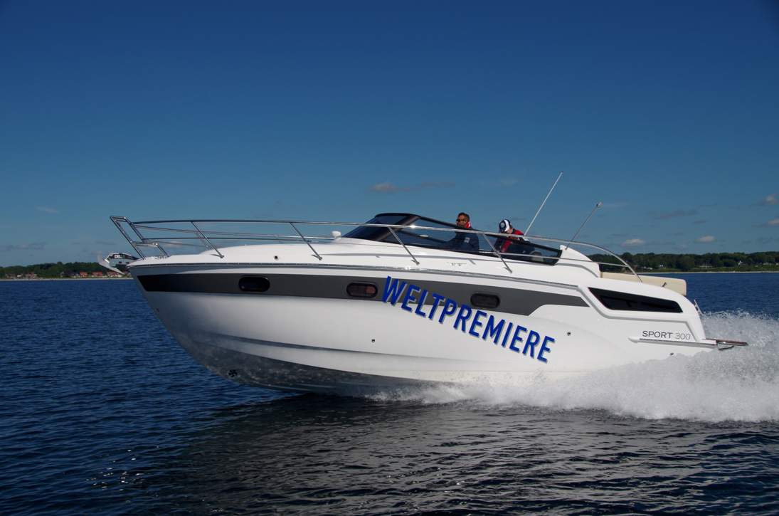 Bavaria SPORT 300_Exterior - 5.JPG