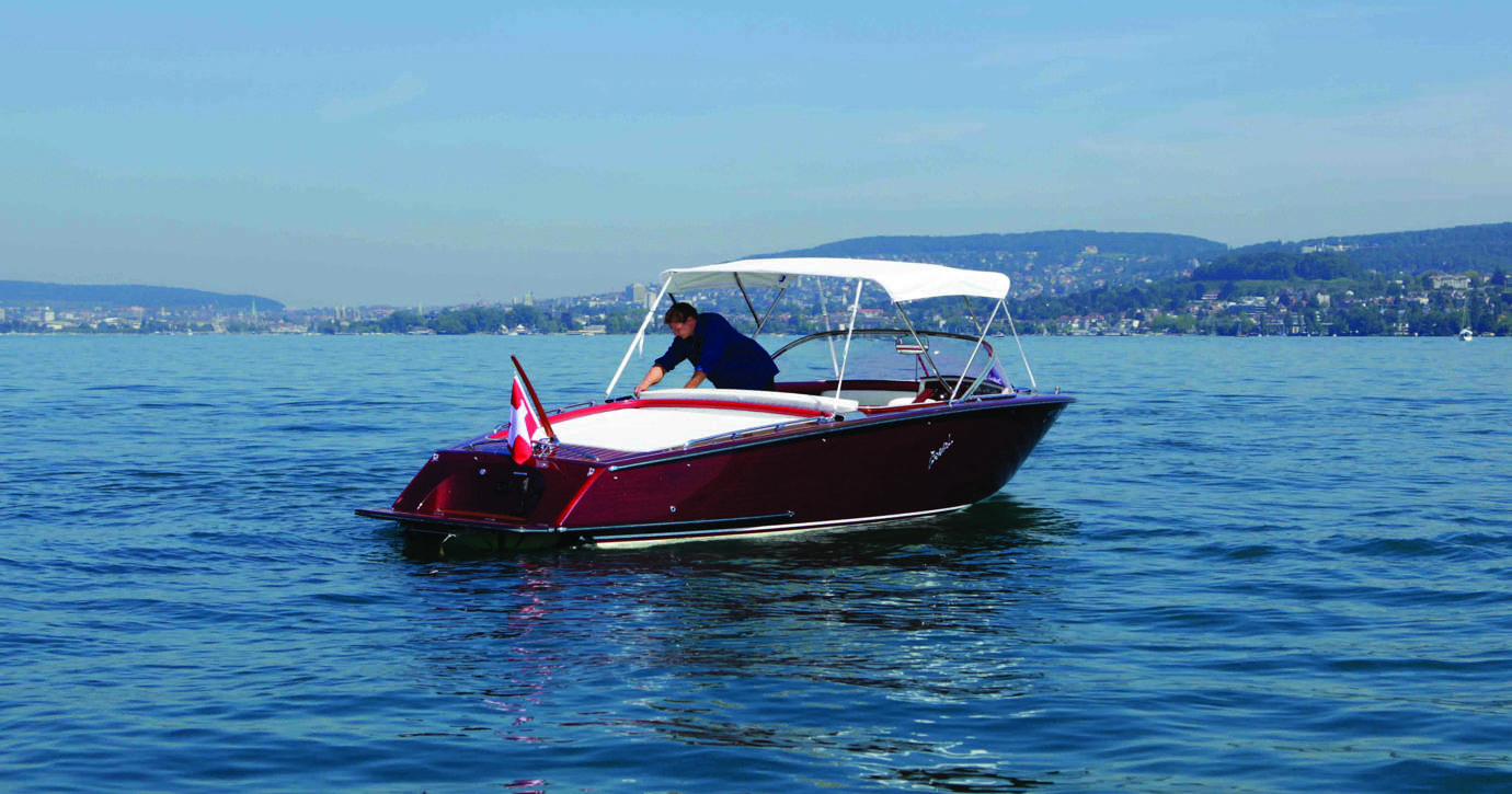 Boesch 710 Ascona De Luxe Exterior - 2.jpg