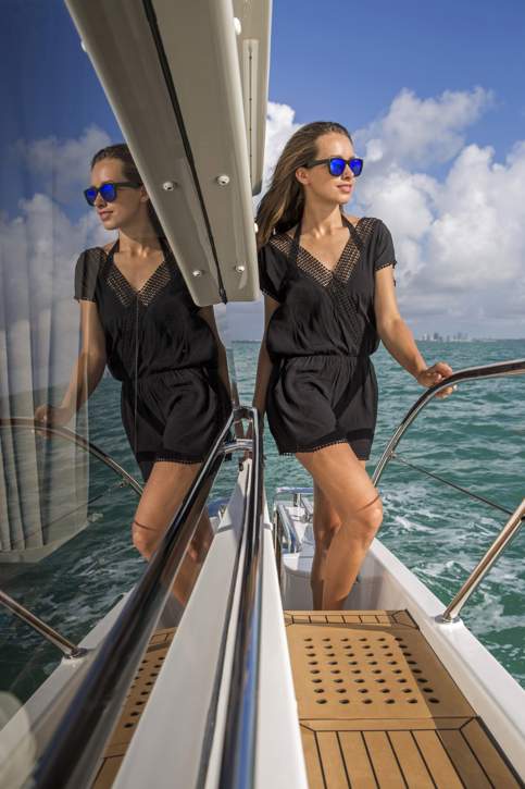 Bavaria VIRTESS 420 Coupe_Exterior - 17.jpg