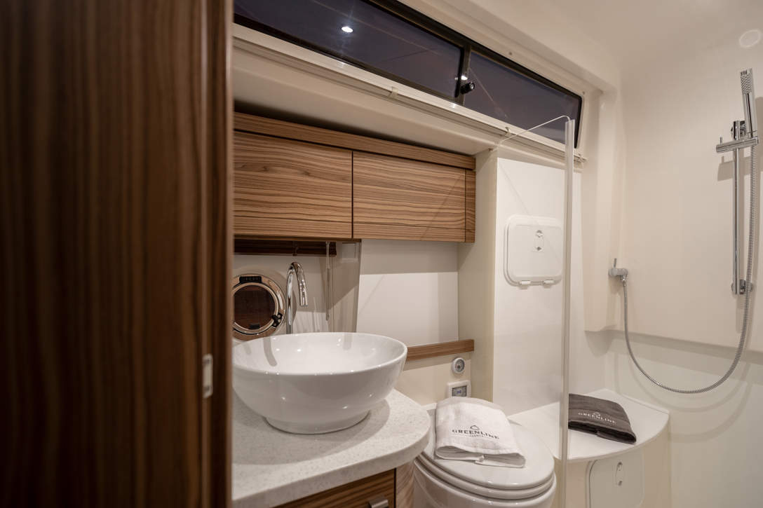 Copy Of Greenline 40 Bathroom